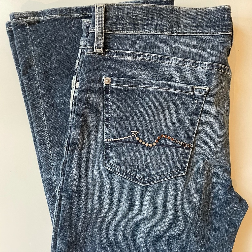 7 For All Mankind